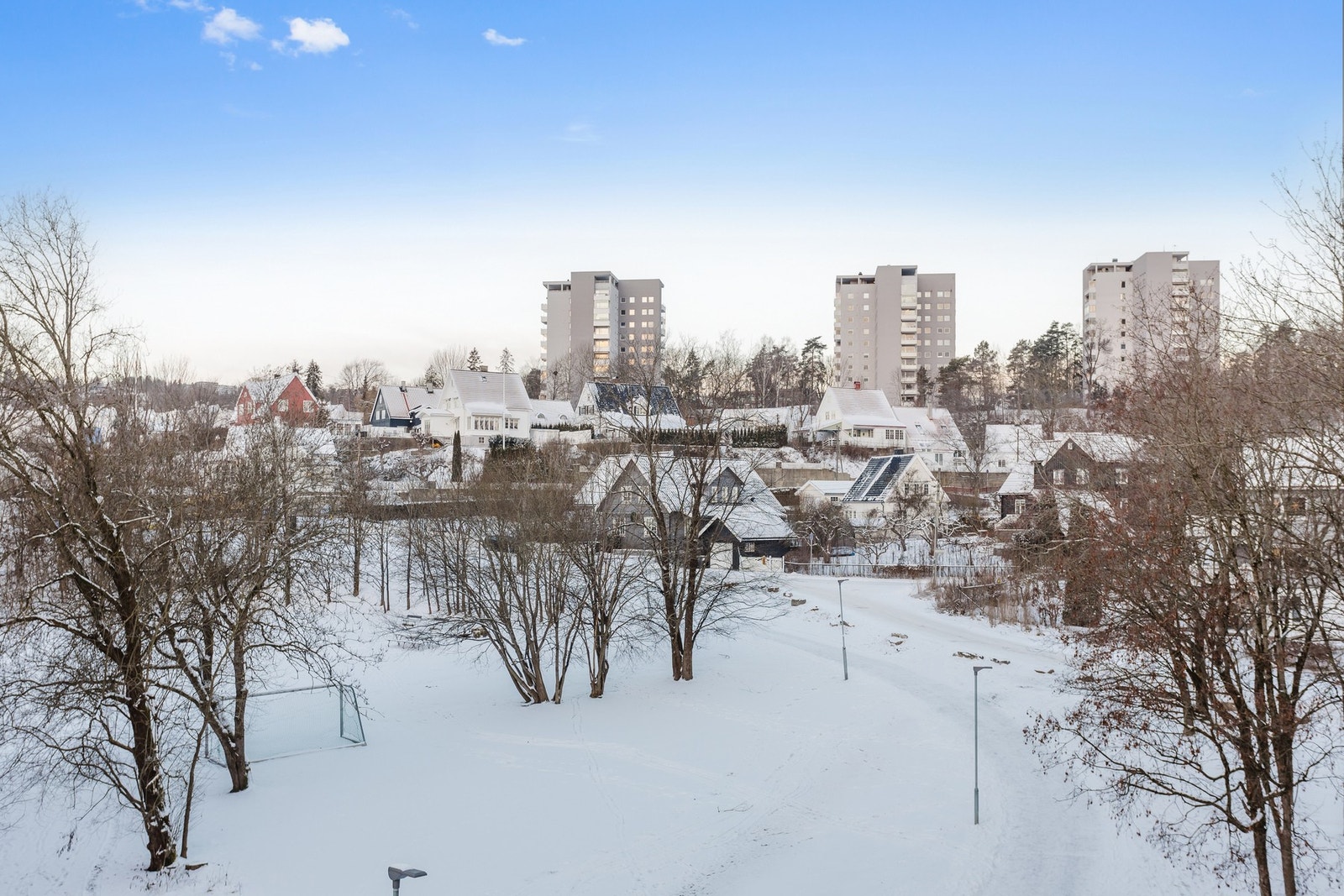 Flott og usjenert utsyn fra balkongen i frontrekken. Galleribilde