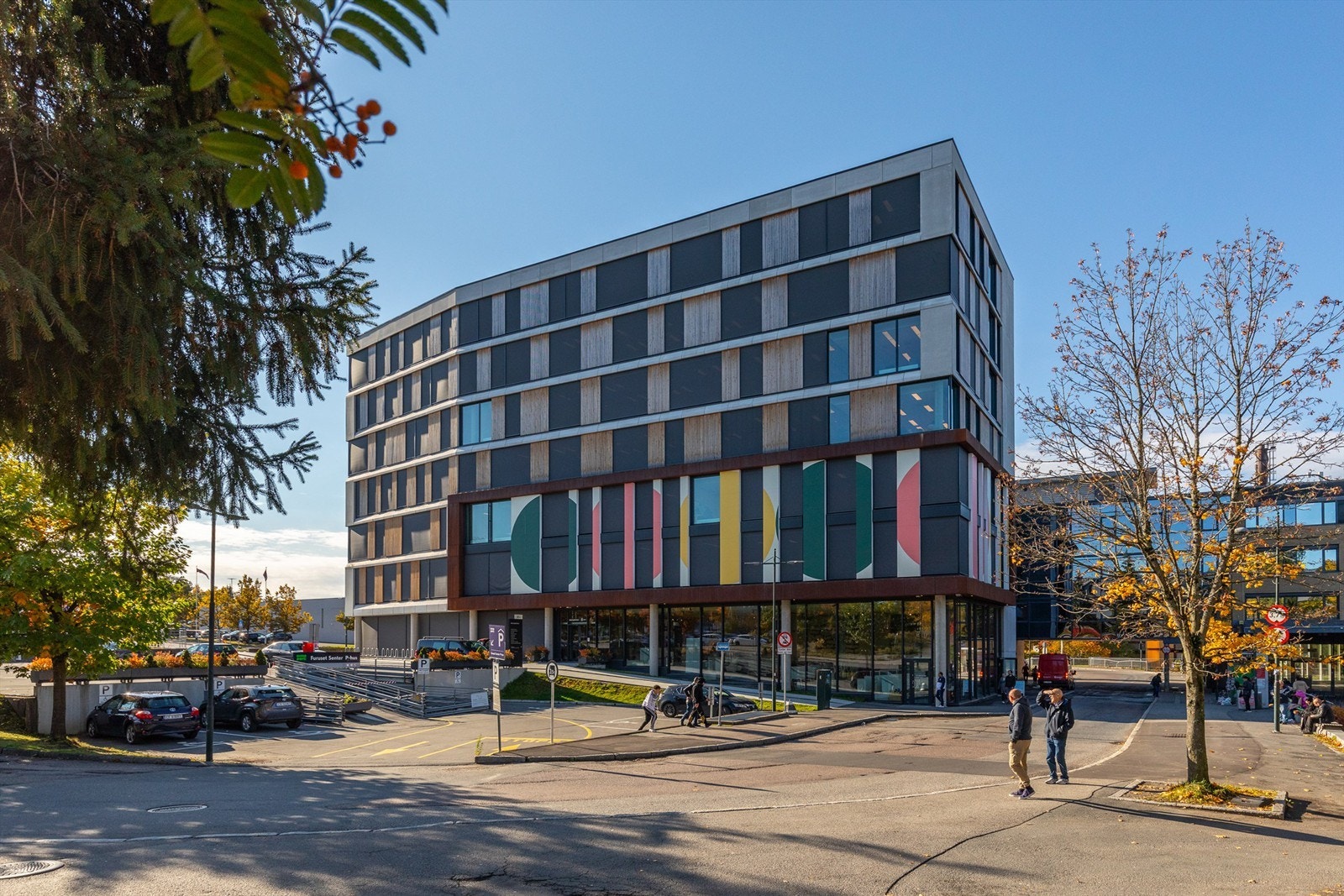 Furuset Senter tilbyr det meste du skulle trenge i hverdagen. Galleribilde