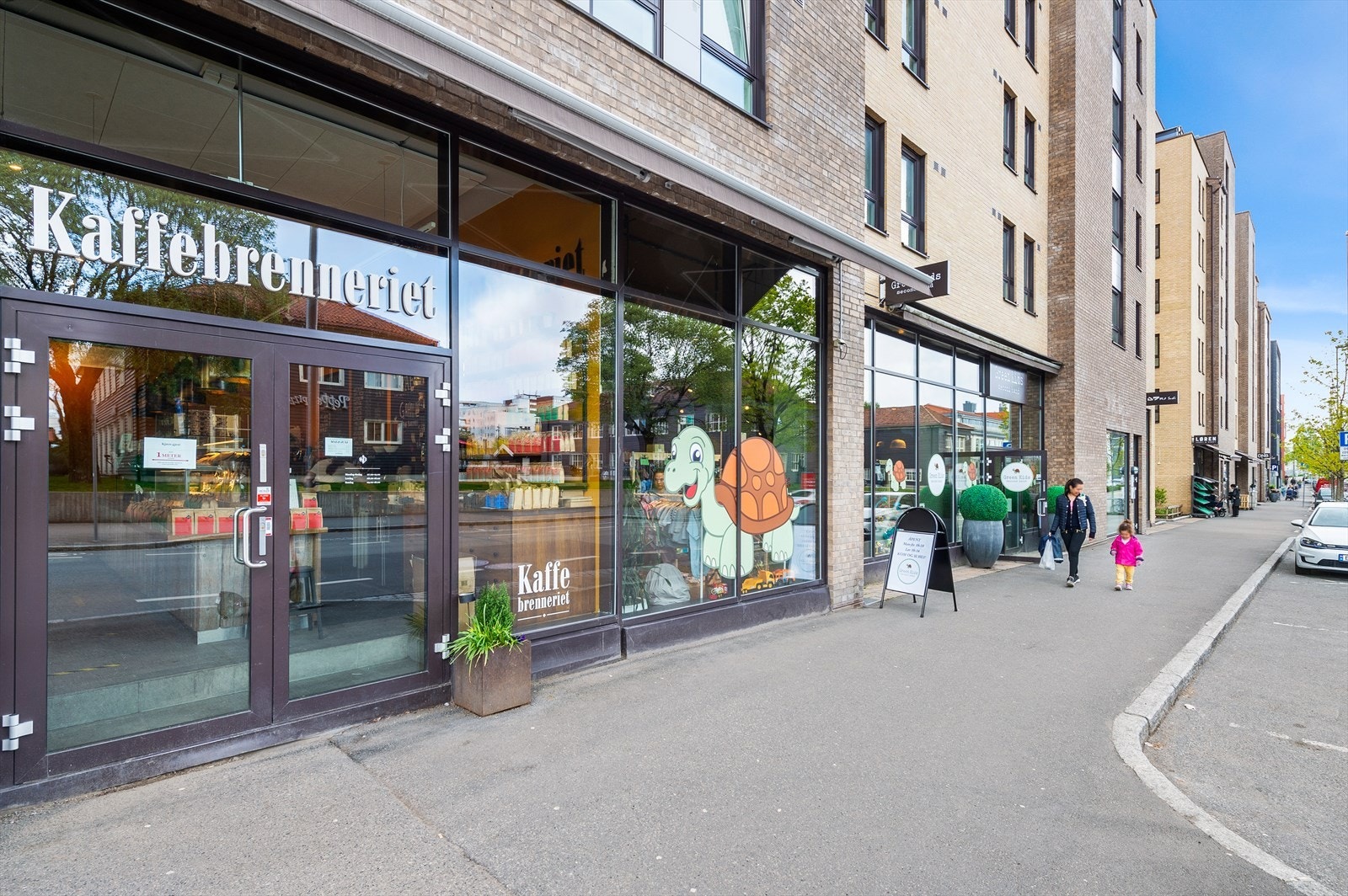 Kaffebrenneriet er et populært samlingspunkt på Løren. Galleribilde