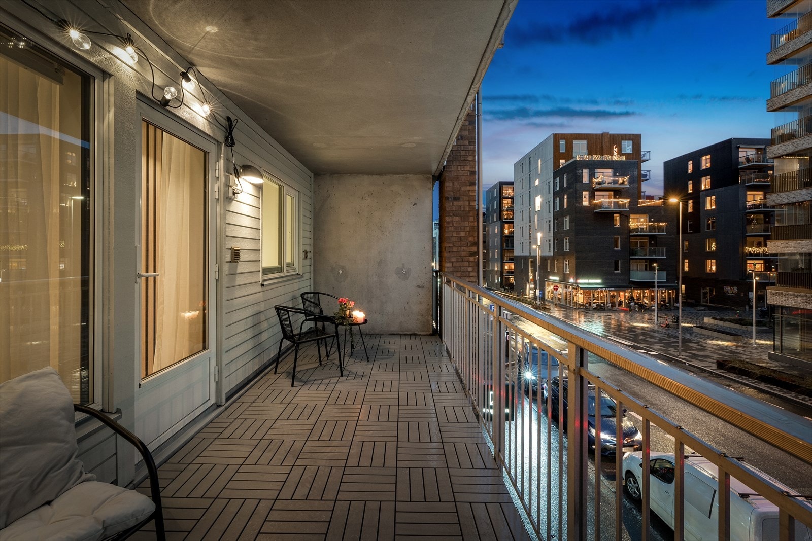 Det romslige arealet gir muligheter for flere sittegrupper. Galleribilde