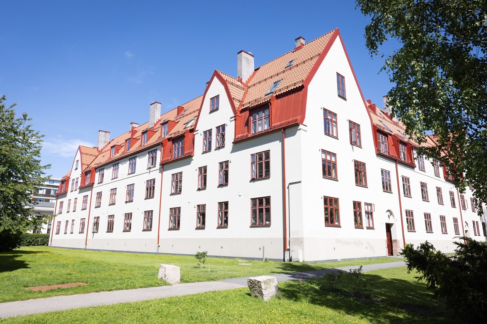 Hyggelig og fin bakgård Galleribilde