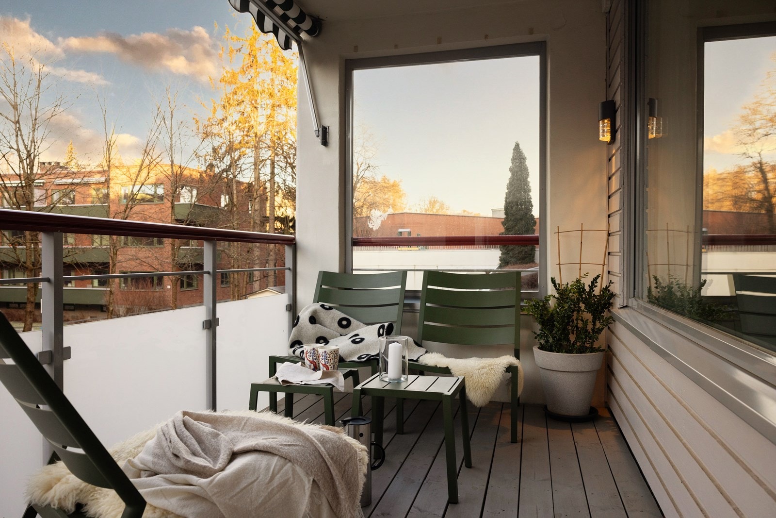 - En gjennomgående og innbydende 3-roms andelsleilighet med sentral og attraktiv beliggenhet på ettertraktede Adamstuen - Galleribilde