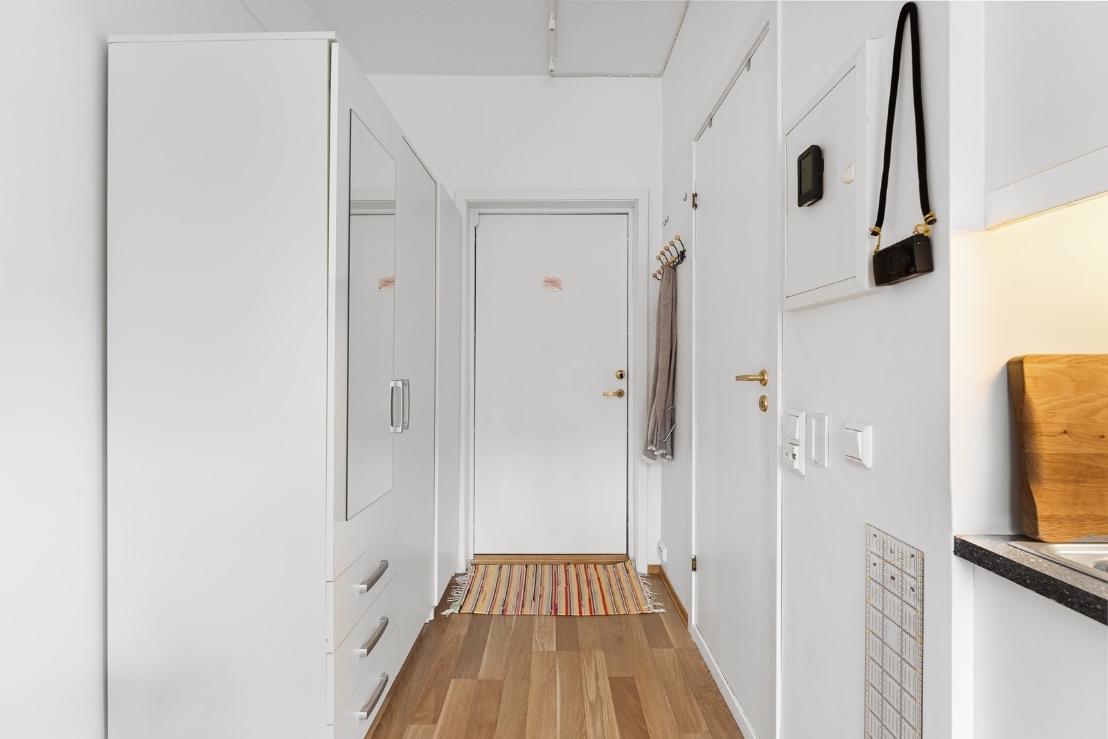 Dørcalling med åpner. Galleribilde