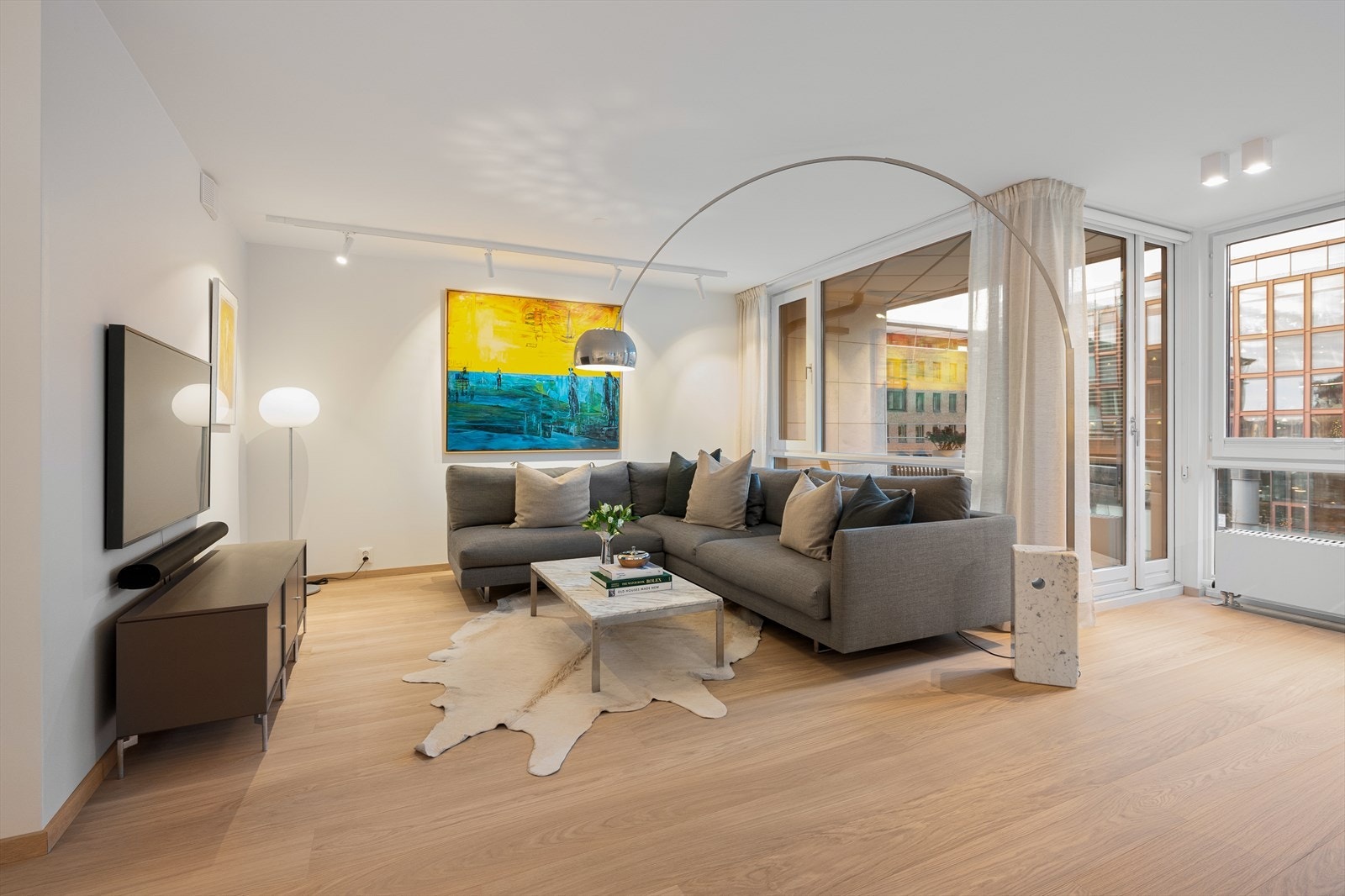 Dette er boligen for deg som ønsker en nøkkelklar leilighet med skattefri inntekt på kr 16 000,- pr mnd. Galleribilde