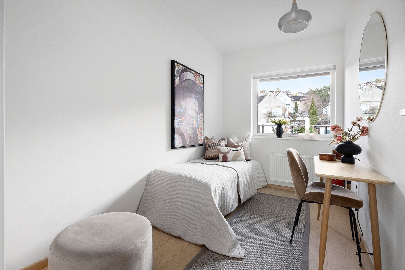 Soverom 2 - flott barnerom, gjesterom eller kontor Galleribilde