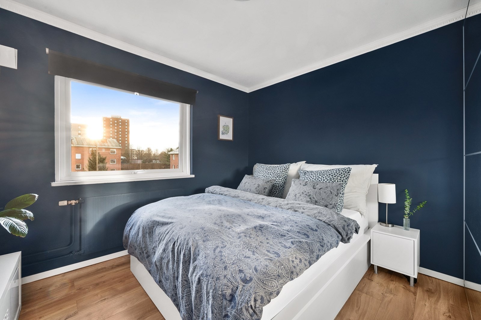 Begge soverommene er like store - så her kan man fritt velge det man ønsker som hovedsoverom. Galleribilde