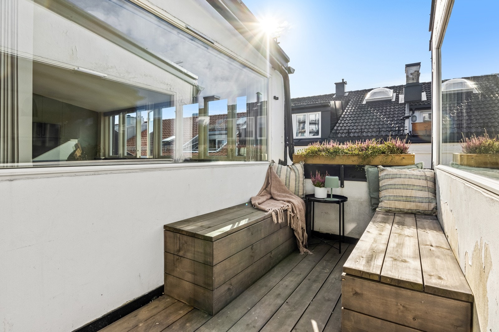Solrik, vestvendt privat takterrasse Galleribilde