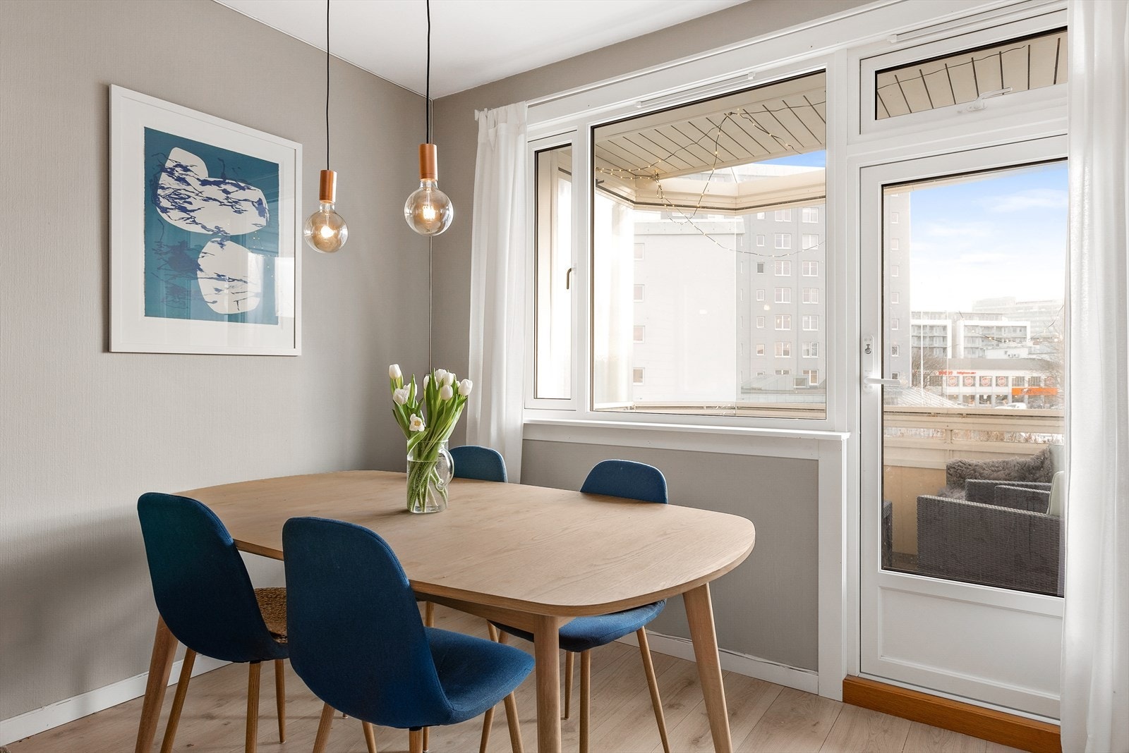 Vinduer og balkongdør er fra 2021 Galleribilde