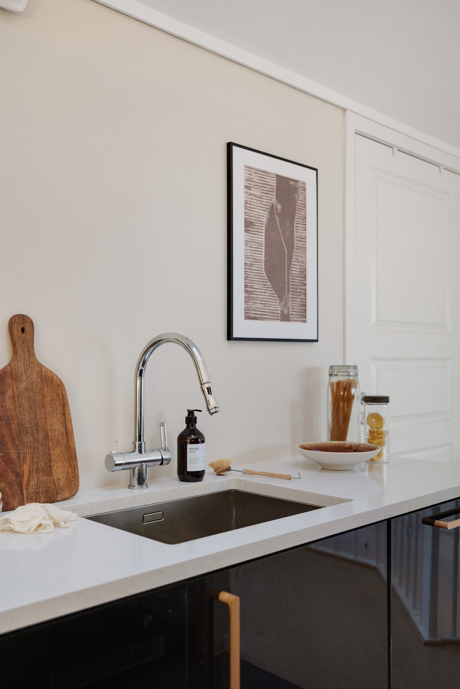 Varmtvann er inkludert i felleskostnadene. Galleribilde