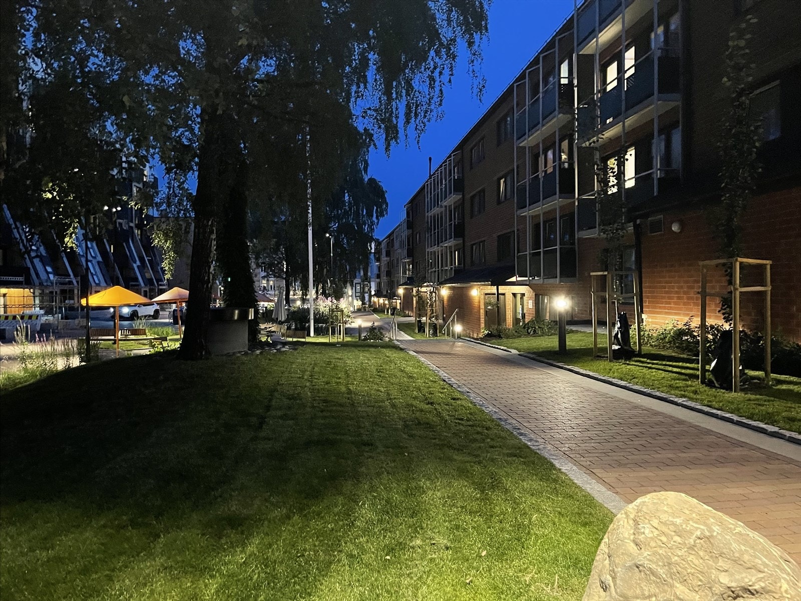 Selgers bilde av båkgården. Galleribilde