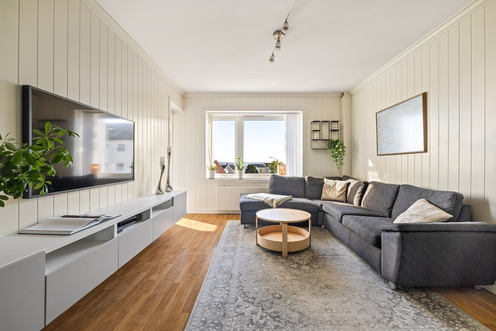 Nordvik v/Caroline Wivestad ønsker velkommen til Åsen Terrasse 3A! Galleribilde