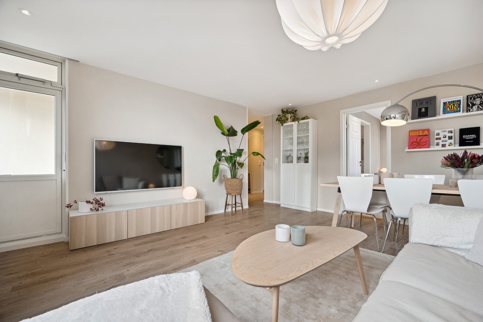 EIE eiendomsmegling ved Thomas Myhre har gleden av å presentere Saupstadringen 25A! Galleribilde