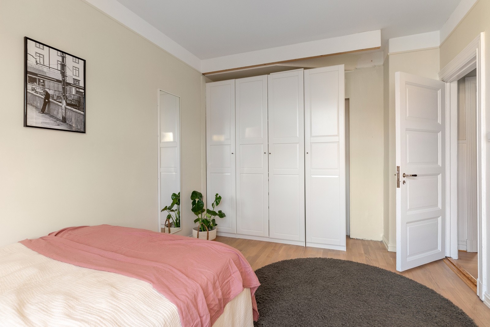 God oppbevaringsplass i soverommets garderobeskap Galleribilde