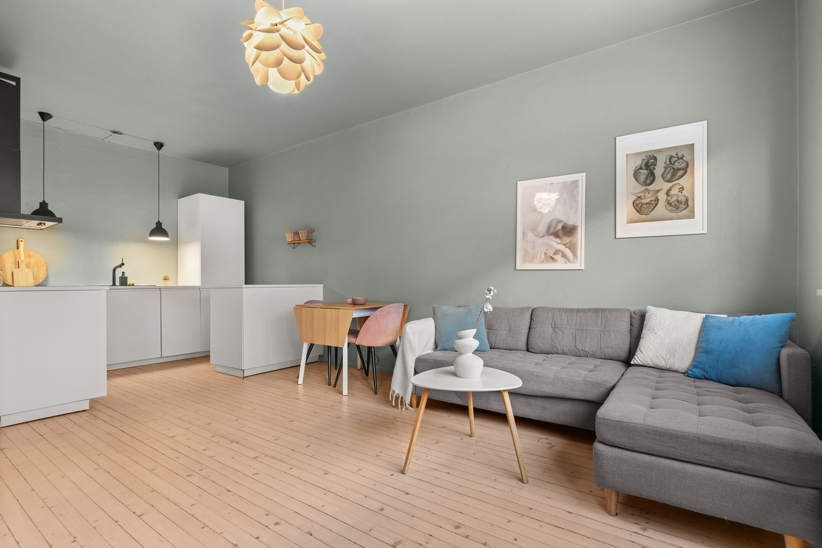 Eiendomsmegler Krogsveen V/Simen Istre Grevskott har gleden av å presentere Bjerregaards gate 47 Galleribilde