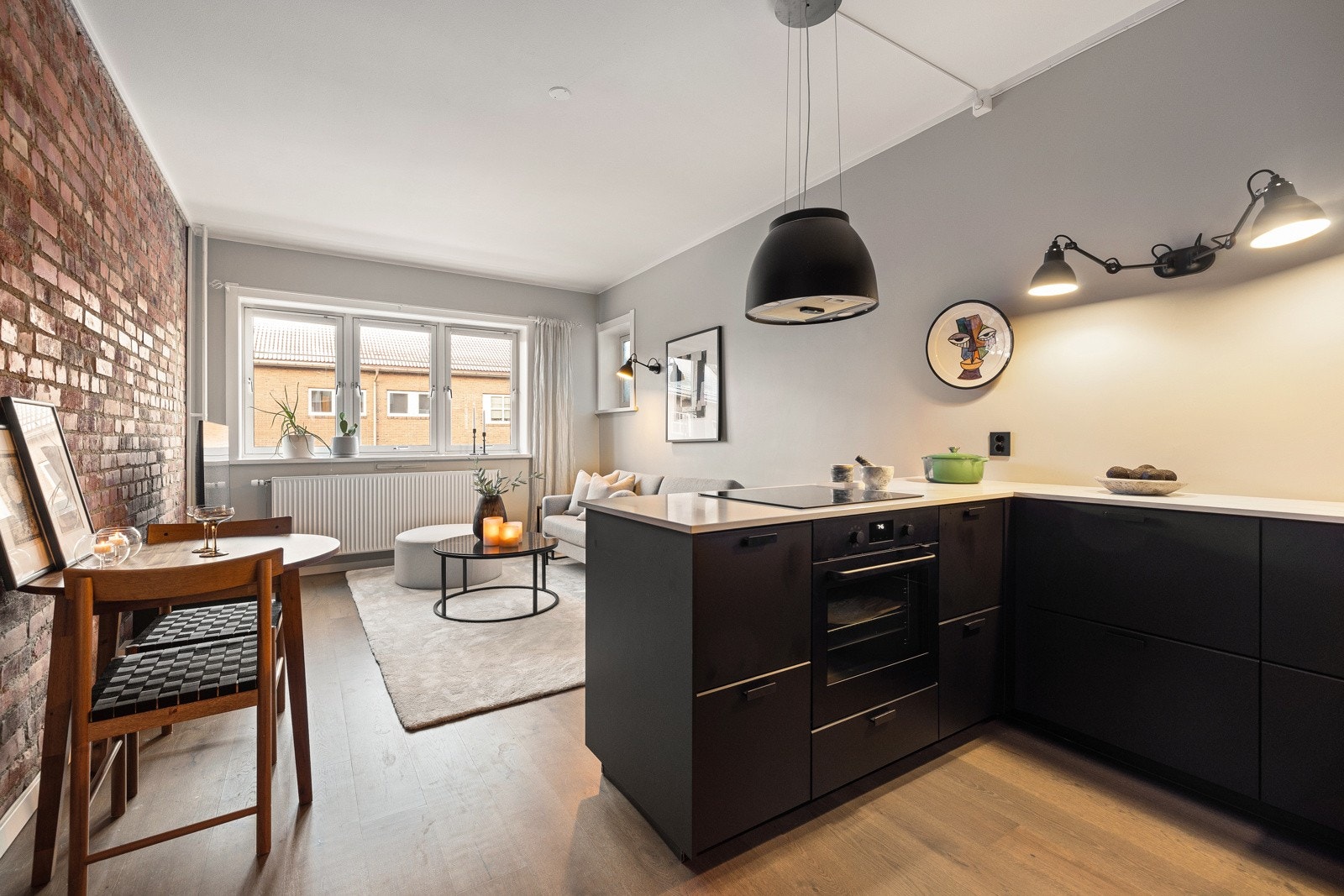 EIE eiendomsmegling ved Edvard Ingebrigtsen har gleden av å presentere Trondheimsveien 97! Galleribilde