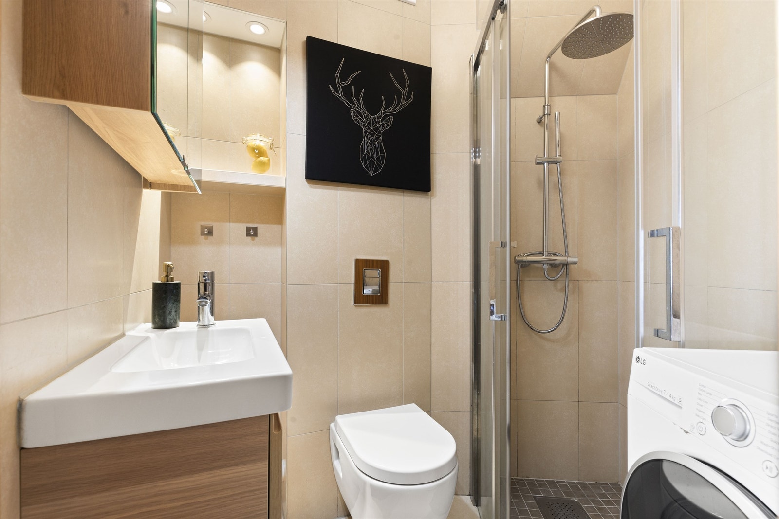 Delikat baderom også fra 2016 Galleribilde