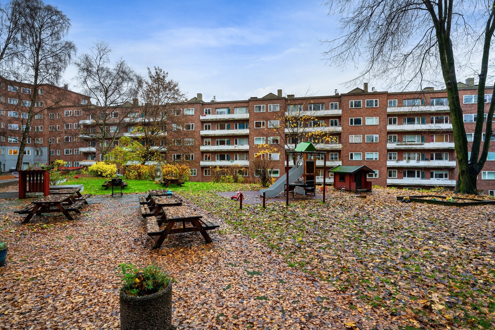Selger har satt stor pris på felles bakgård. Galleribilde