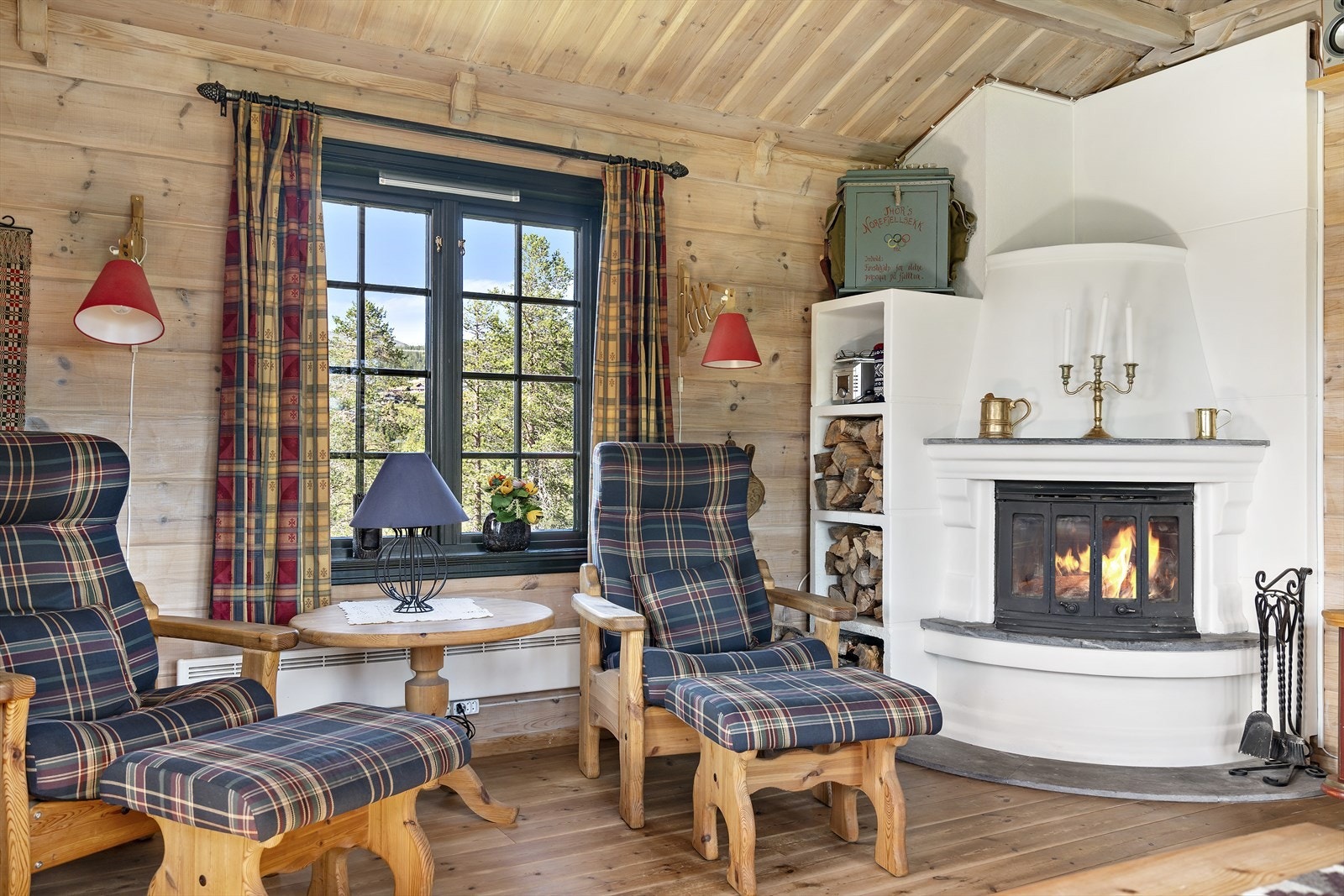 Selger opplyser om et strømforbruk på 3492 kWh (2023). Galleribilde