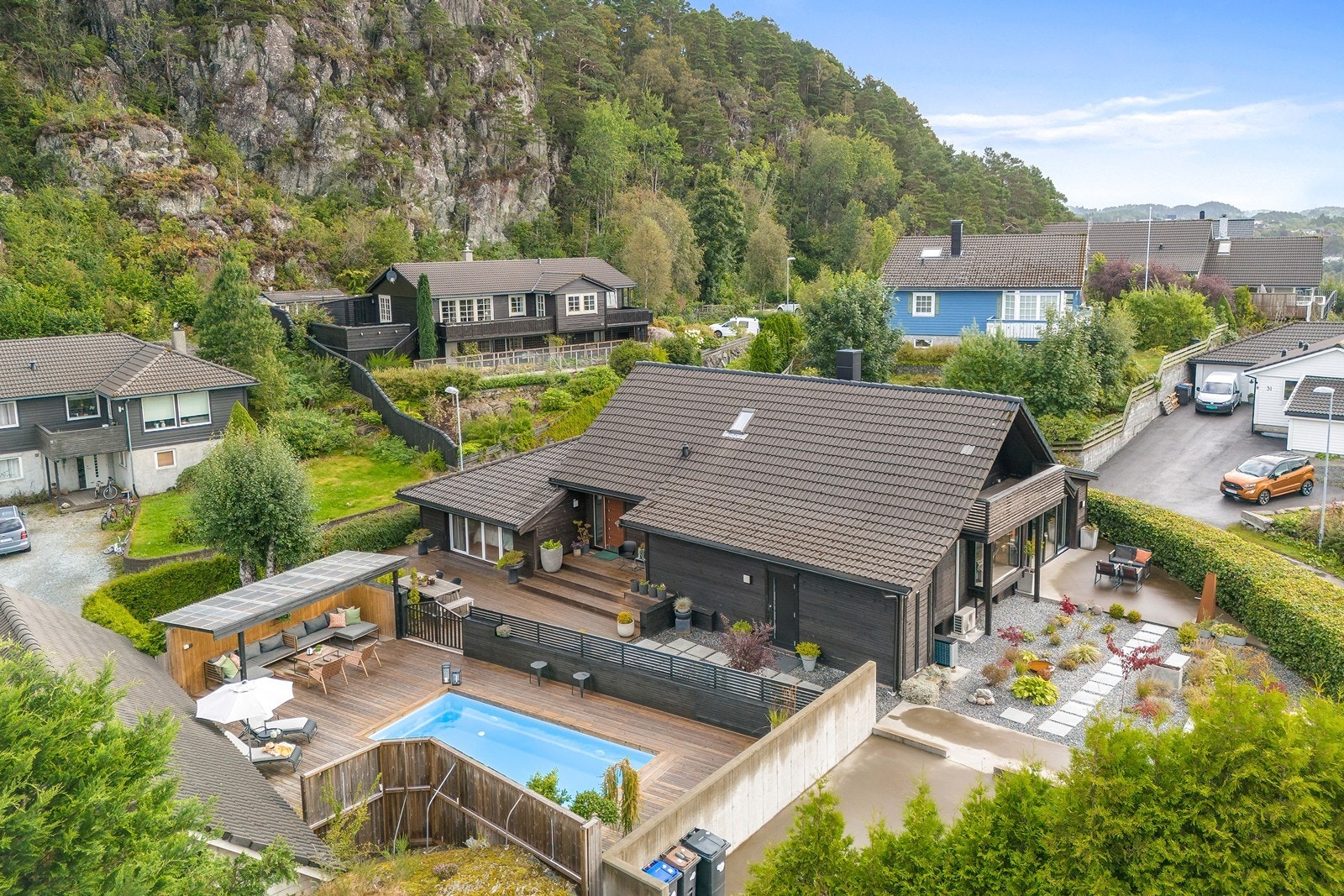 Velkommen til Vikaneskleivo 21 - Presentert av Eiendomsmegler Vest v/Ove Sagenes. Galleribilde