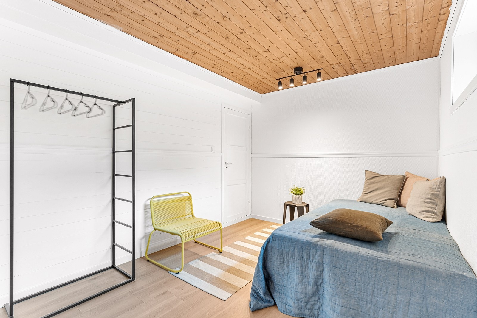 Rom i underetasje som i dag er brukt som soverom 2 (ikke godkjent til varig opphold). Galleribilde