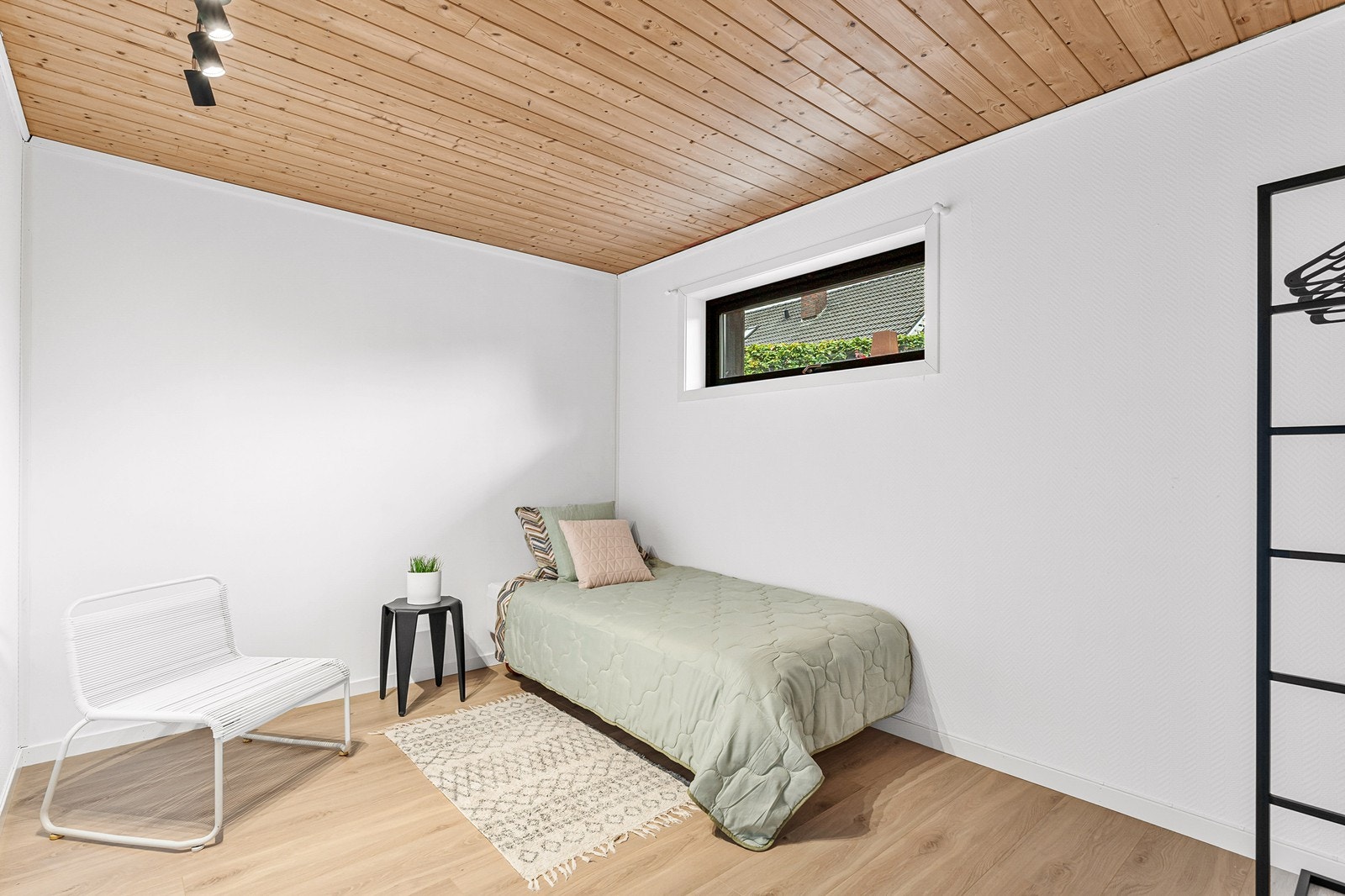 Rom i underetasje som i dag er brukt som soverom (ikke godkjent til varig opphold). Galleribilde