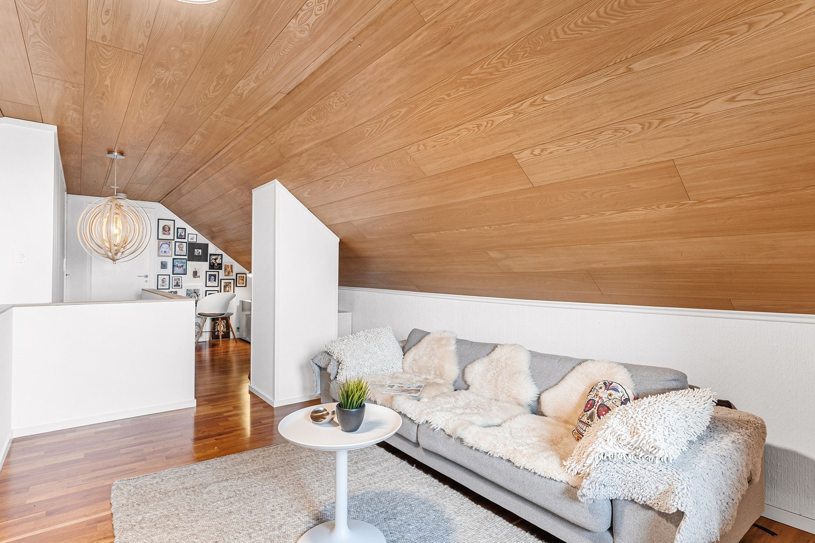 Loftstue som er perfekt for ungdommene. Galleribilde