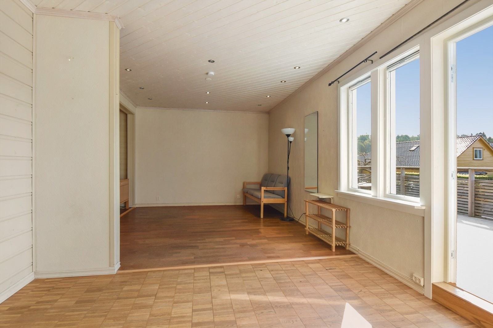 Åpen og sosial løsning for stue - perfekt for familie- og vennebesøk! Galleribilde