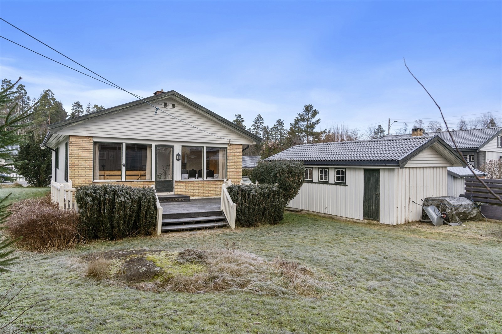 Romslig og lettstelt tomt på hele 1028 kvm! Galleribilde