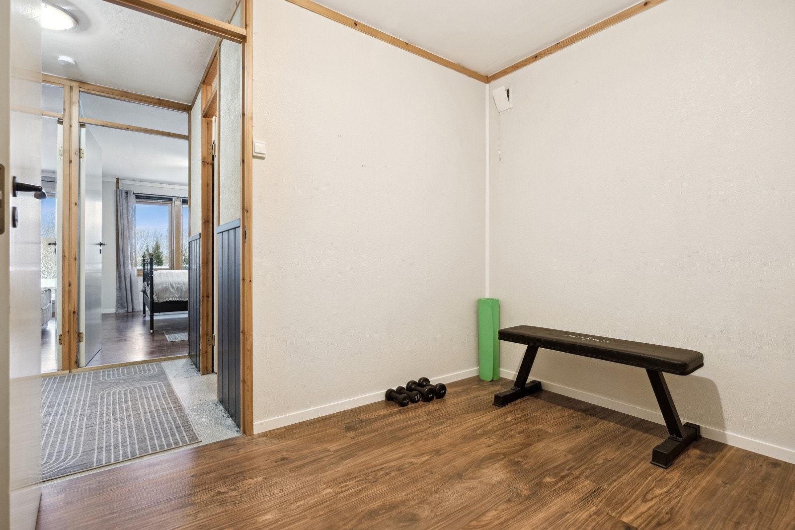 Utover det rommer etasjen i underkant av 20 kvm med bodareal, fordelt på 3 boder. Galleribilde