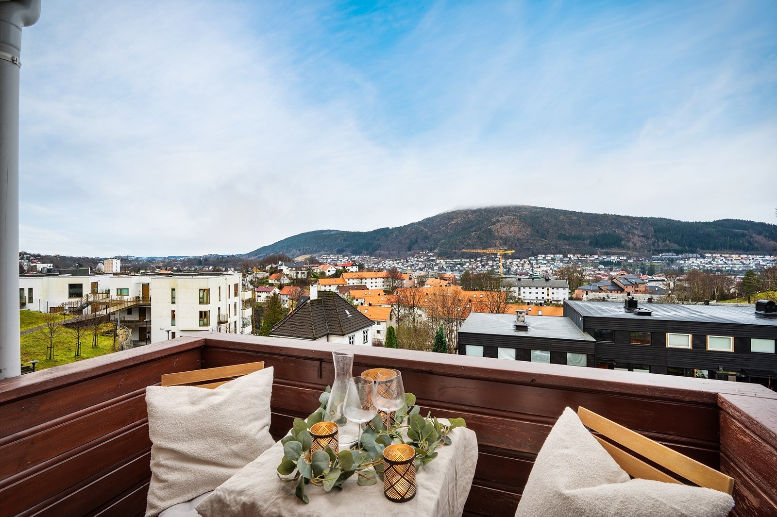 - Rålekker og oppusset 3-roms leilighet m/stilrene kvaliteter - Galleribilde