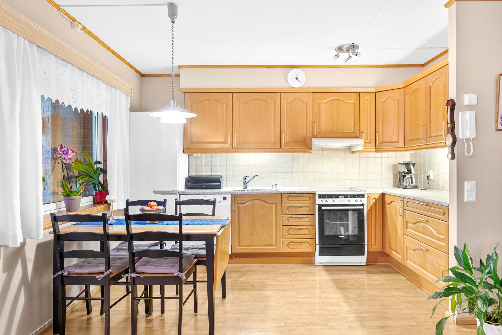 Leiligheten har et flott kjøkken Galleribilde