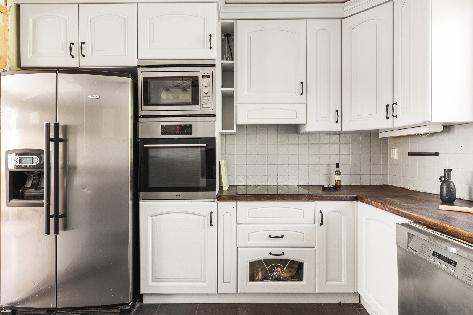 Alle hvitevarene på kjøkkenet medfølger handelen! Galleribilde