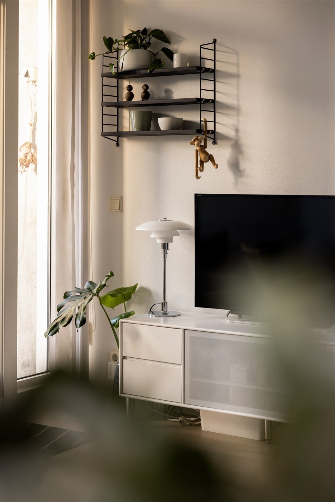 Felleskostnader inkluderer blant annet varmtvann, og TV/Internett (Telia, 200 Mbps). Galleribilde