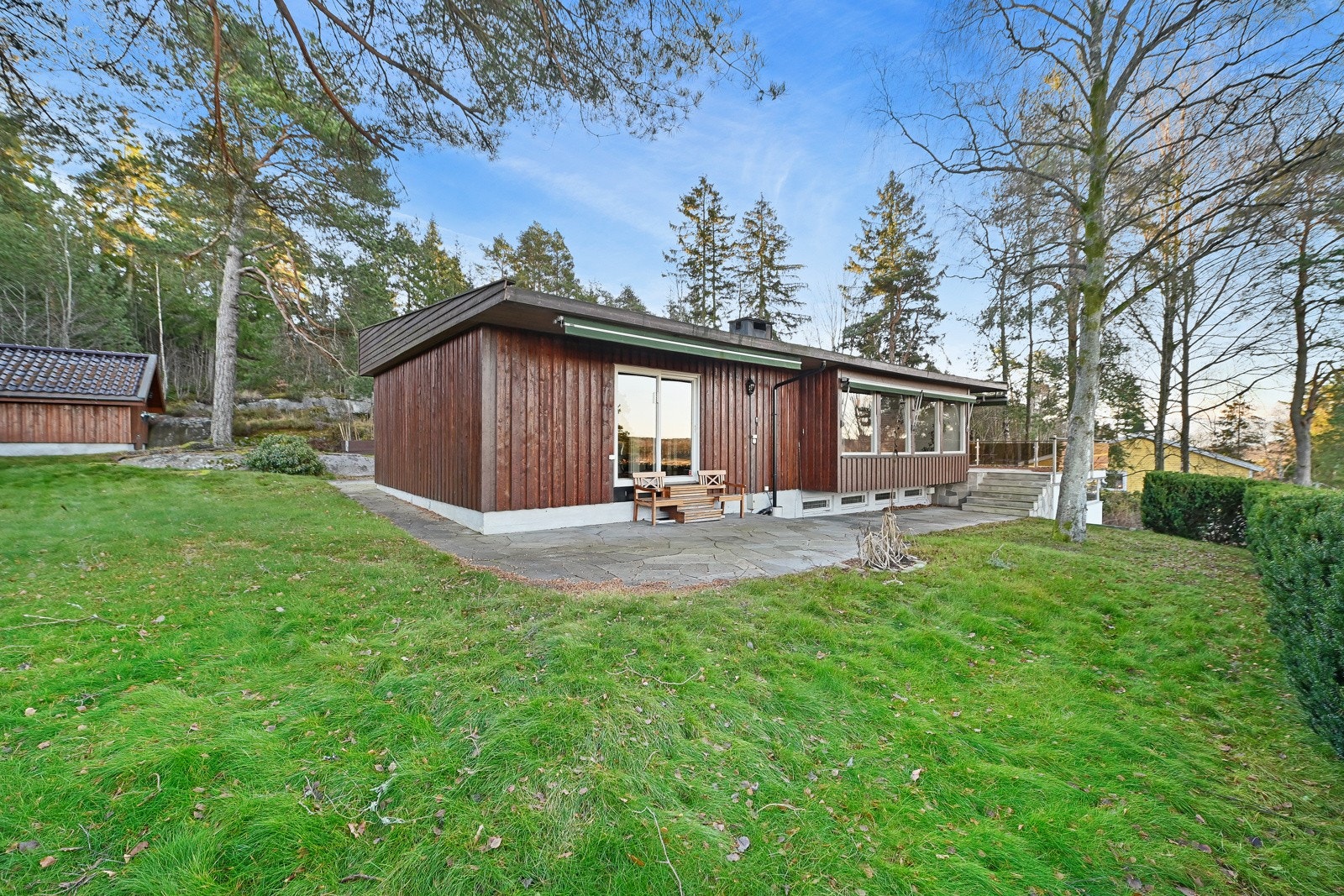 Det øverste huset er fra 1964, og er arkitekttegnet. Galleribilde