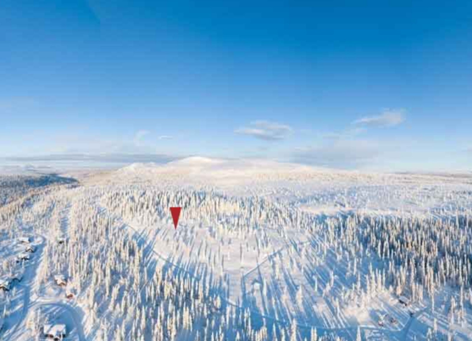 Hytteområdet markert. Eltdalsskardet i bakgrunnen Galleribilde
