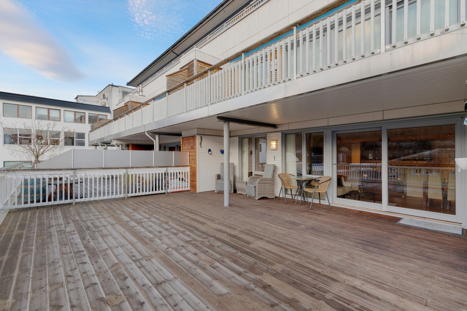 Det er også etablert en utvendig bod på verandaen Galleribilde