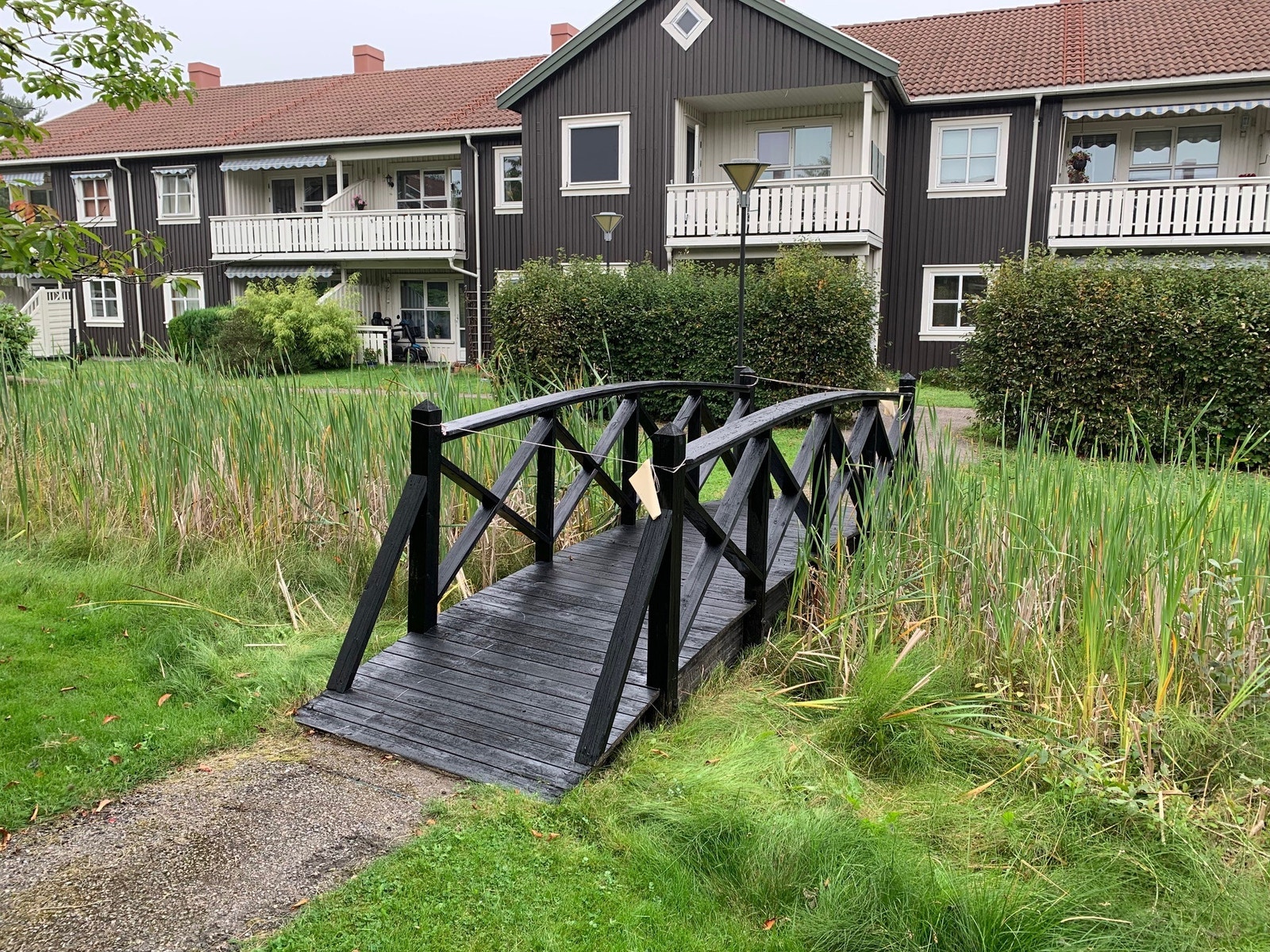 Pent område mellom bygningsfløyene. Galleribilde