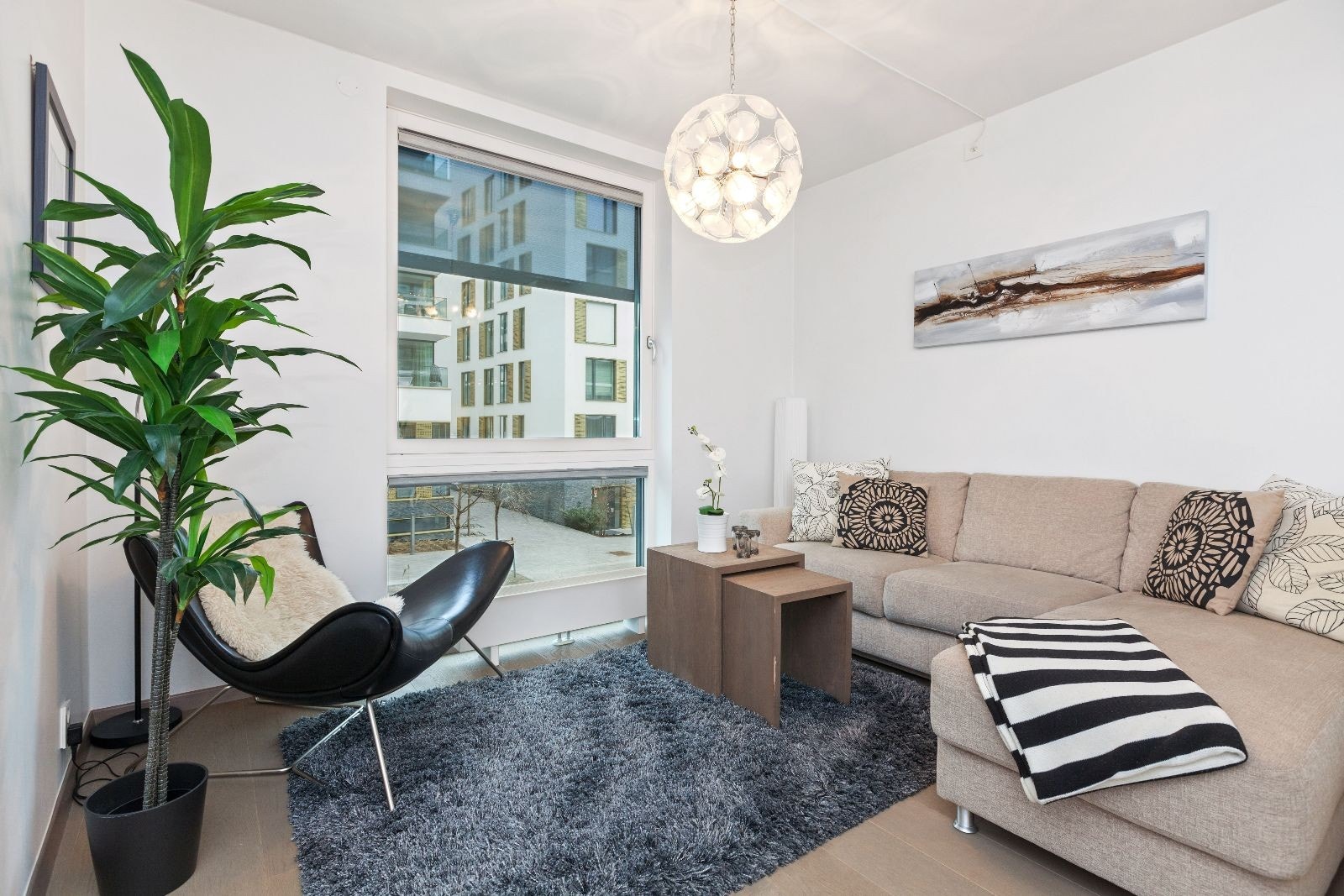 Moderne møbler nyinnkjøpt i 2014/15 Galleribilde