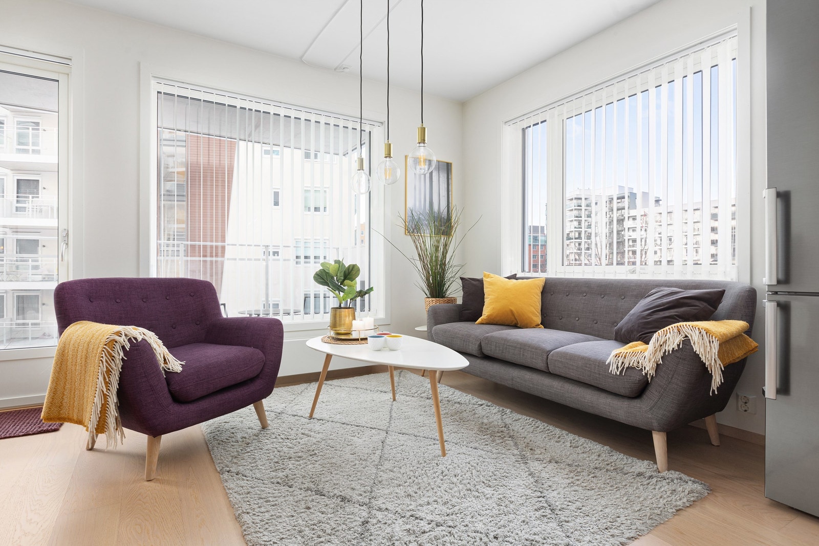 Stuen har god plass til sittegruppe. Galleribilde