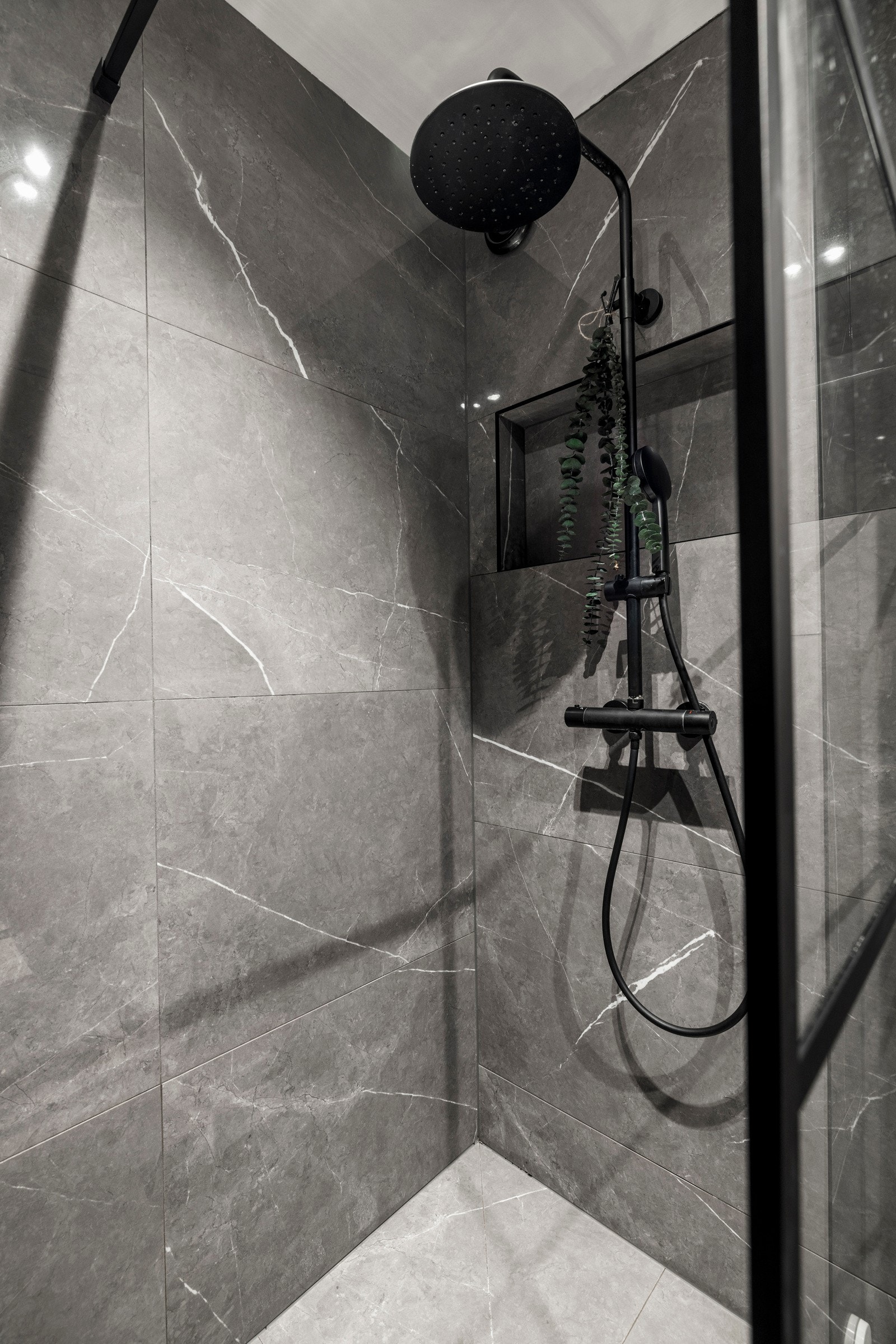 Dusjen er av god størrelse, med rainshower. Galleribilde