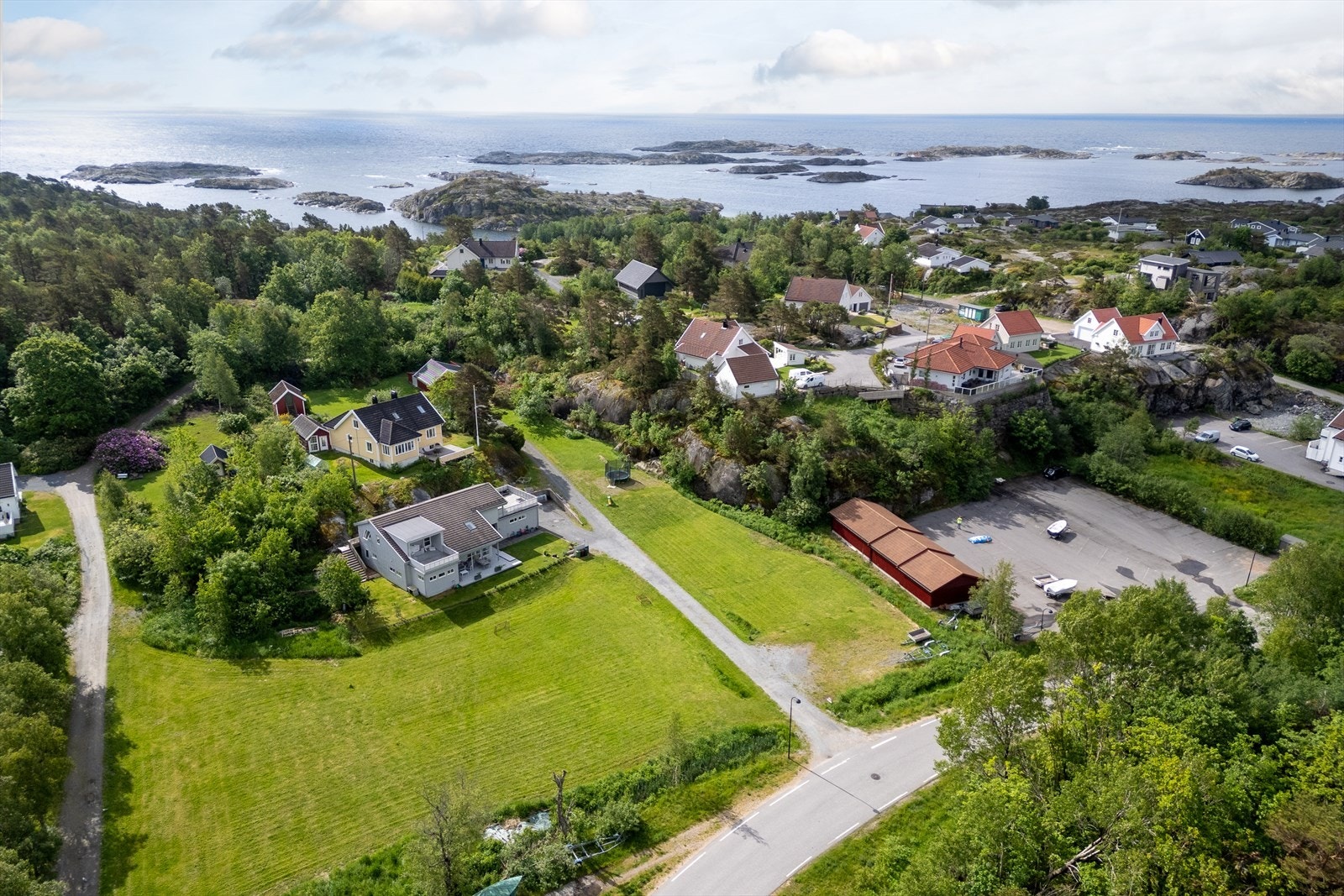 Tomten kan fritt besiktiges Galleribilde