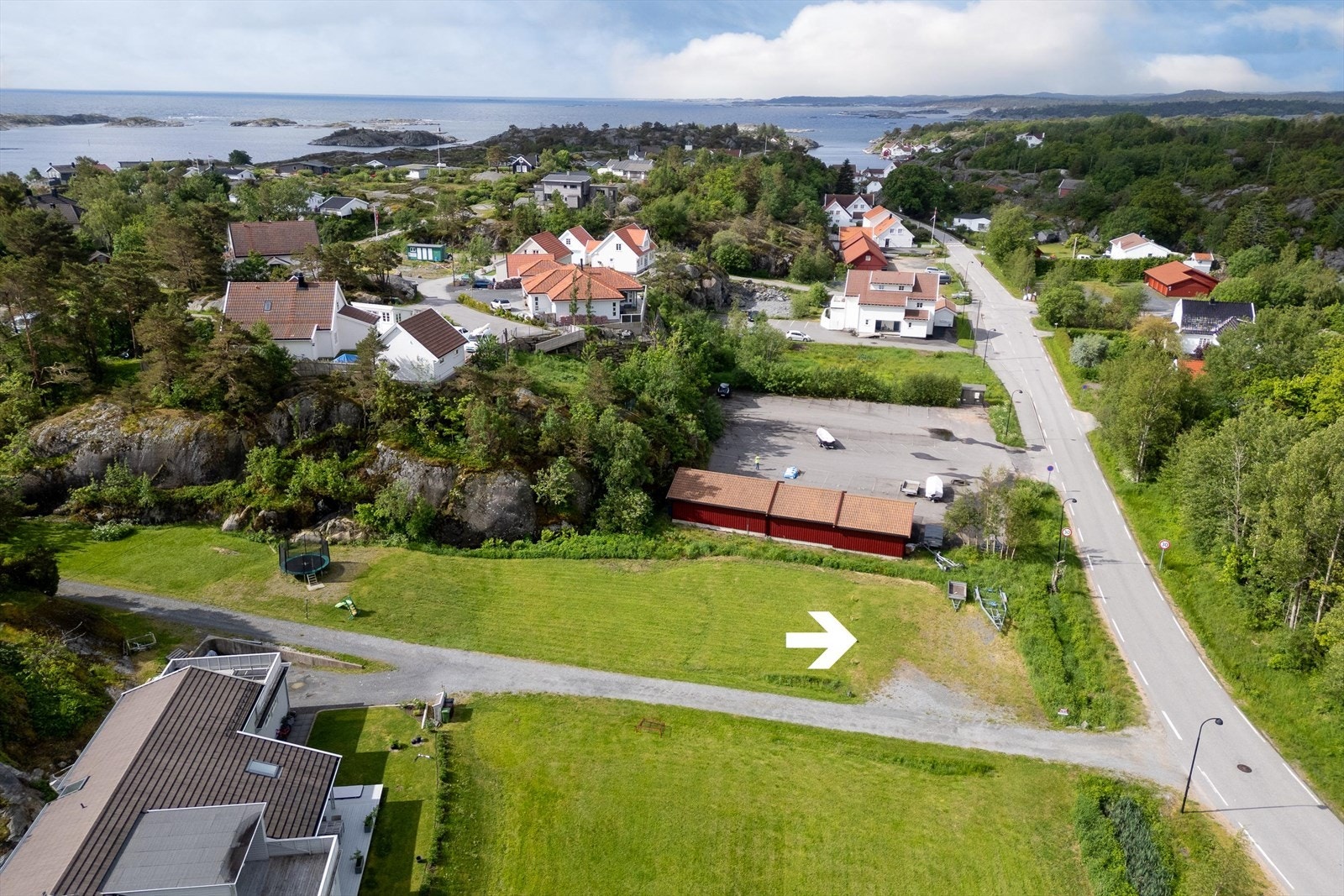 Flott tomt i rolige og naturskjønne omgivelser på Brekkestøsletta Galleribilde