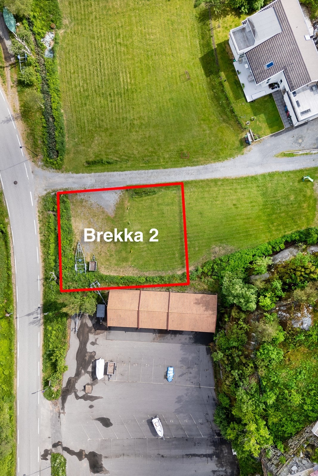 Tomten er på 544 kvm Galleribilde