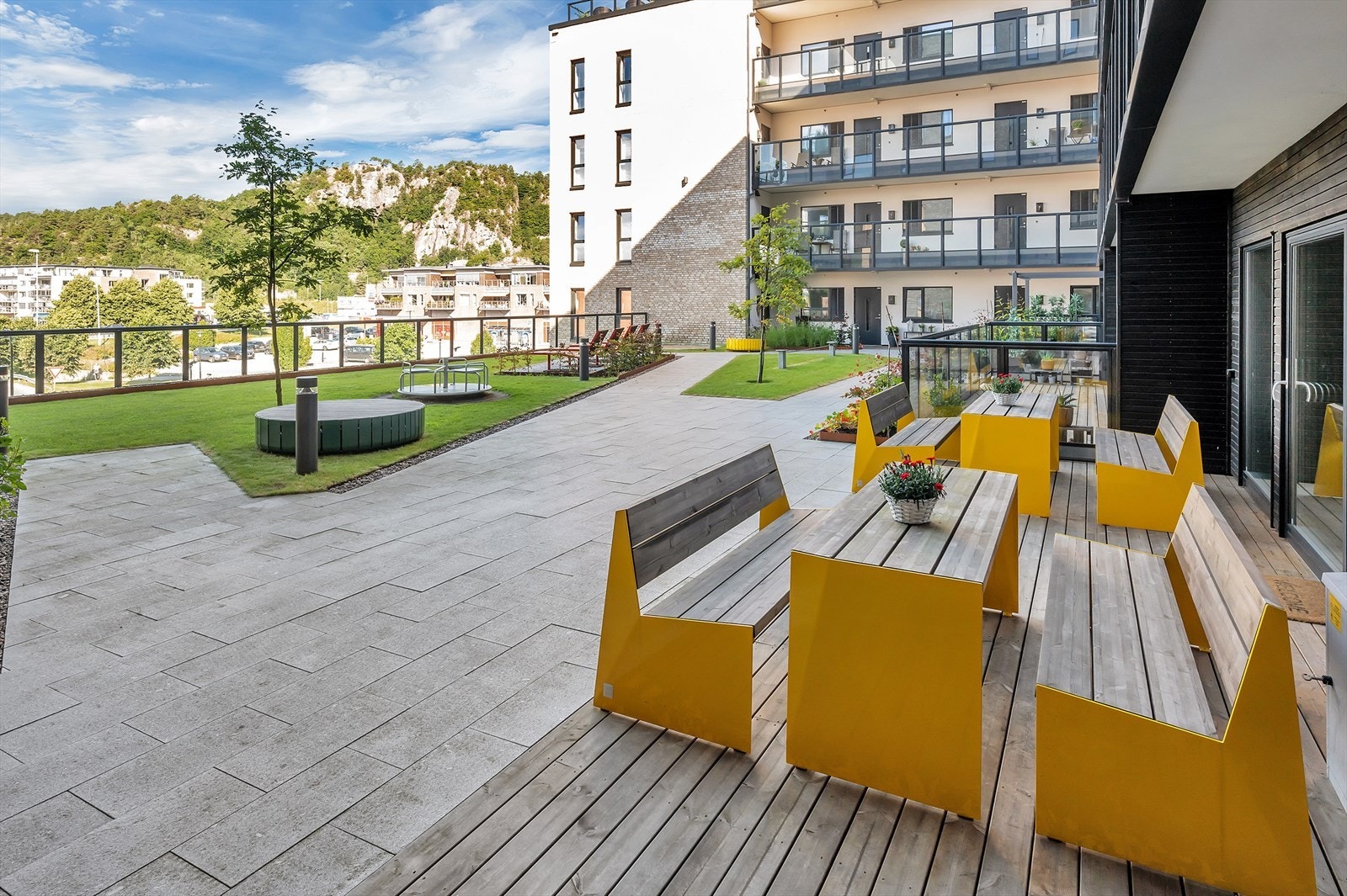 Sittegrupper utenfor fellesrom/ selskapslokalet Galleribilde