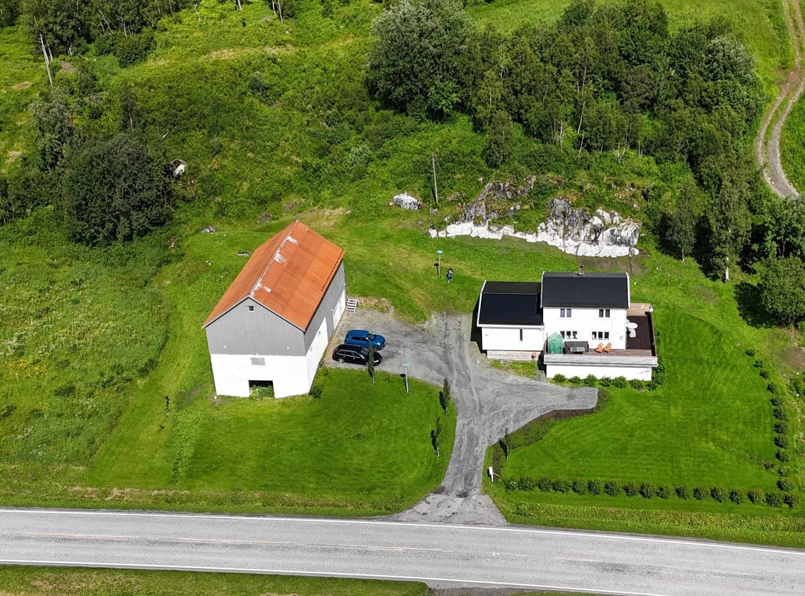 Velkommen til Leirfjordveien 260 Galleribilde