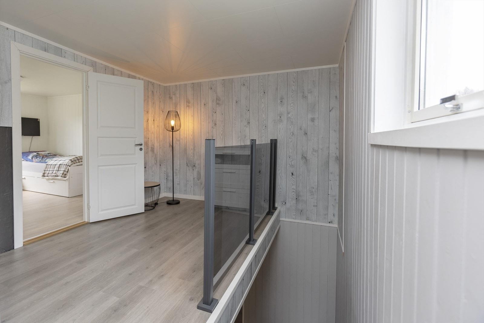 Gang på loft Galleribilde