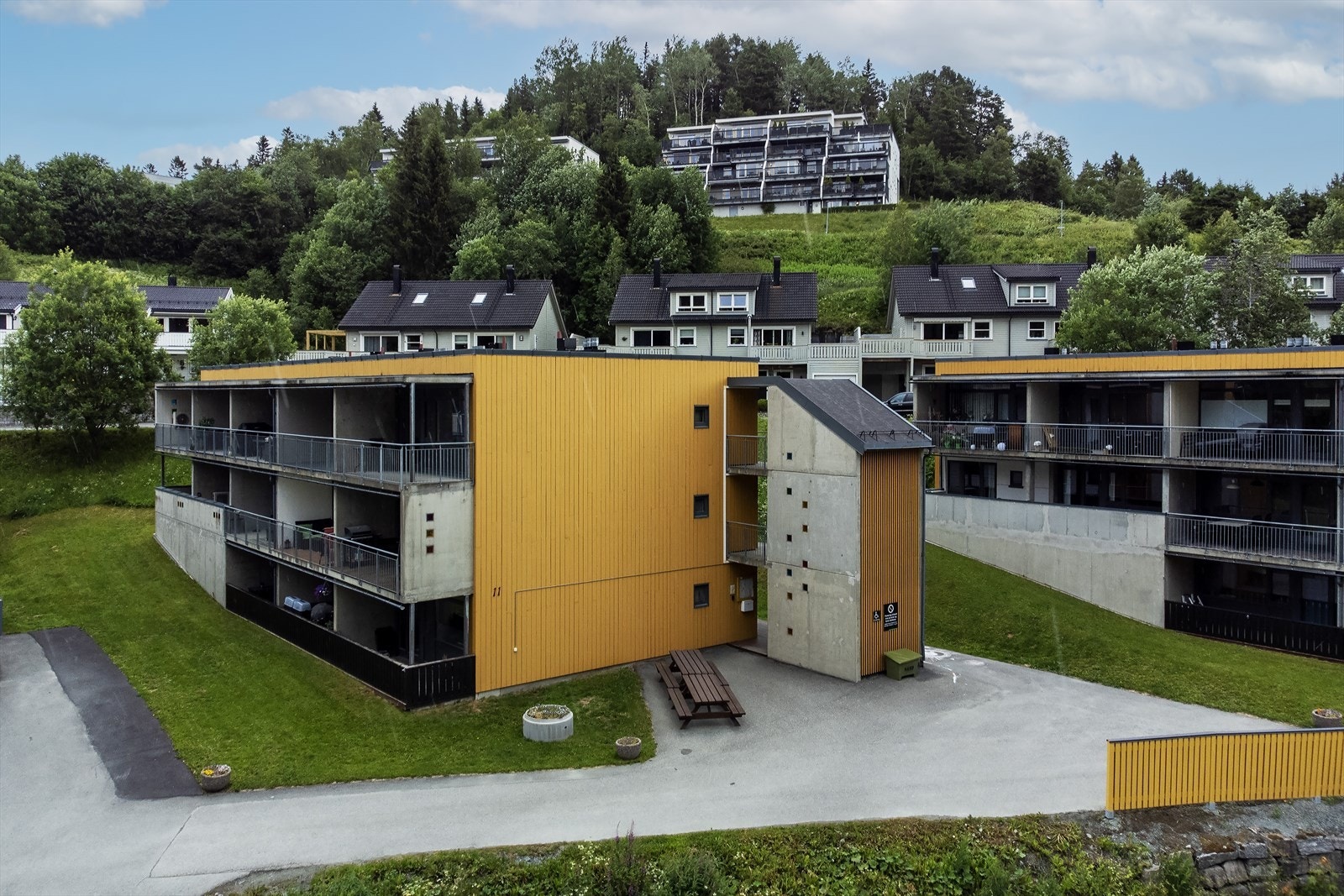 Stor 2 roms endeleilighet med nærhet til turområder og gode kollektivtilbud. Galleribilde