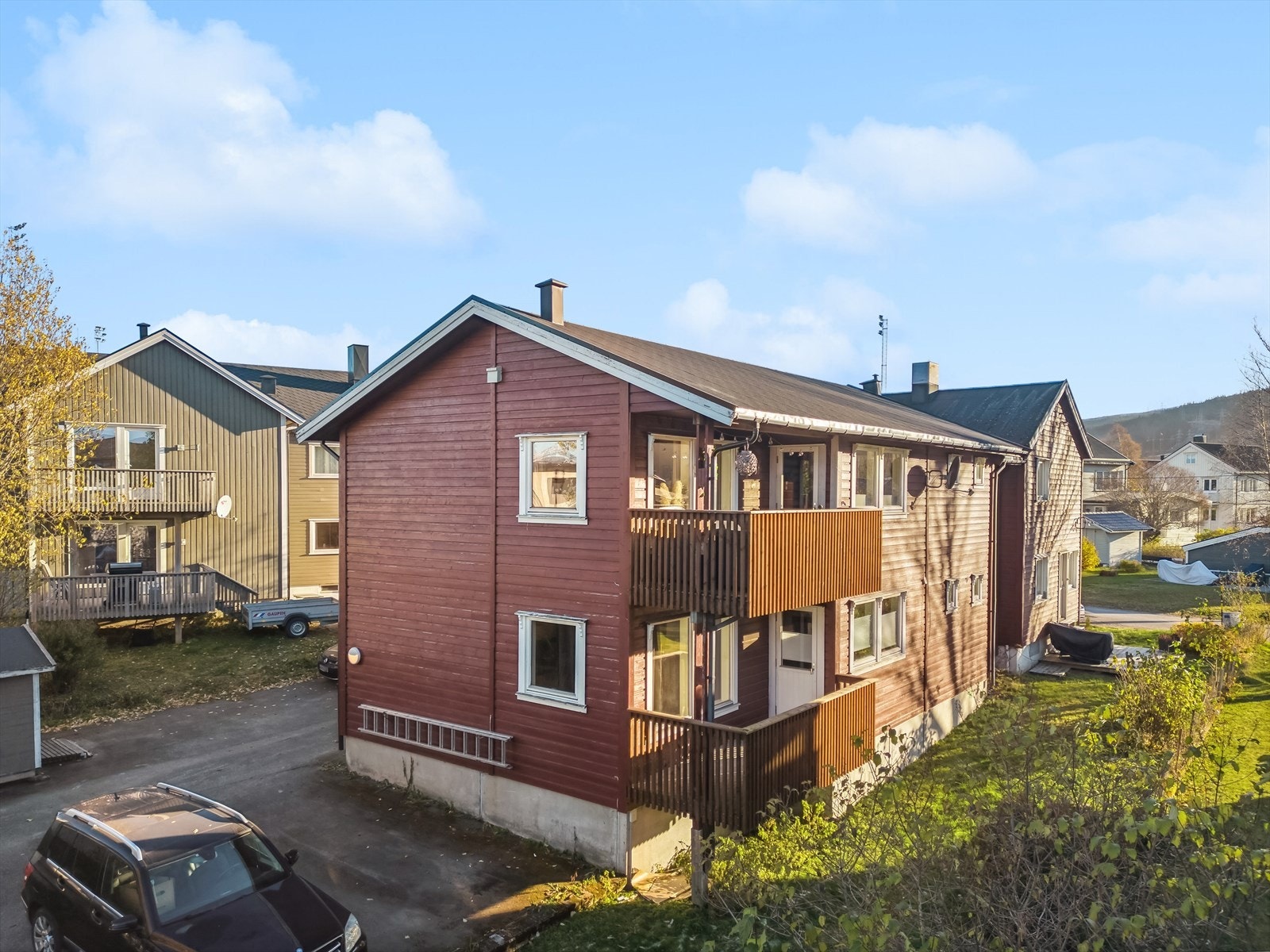 Leiligheten har en ypperlig og praktisk beliggenhet i 2. etasje med nærhet til Mo i Rana sentrum. Galleribilde