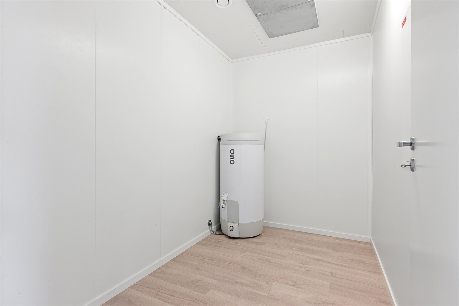 I byggetrinn 3 har leilighetene fått en større innebod da varmeveksleren er lagt i taket i stedet for på gulvet. Dermed er det bedre plass til innredning. Galleribilde