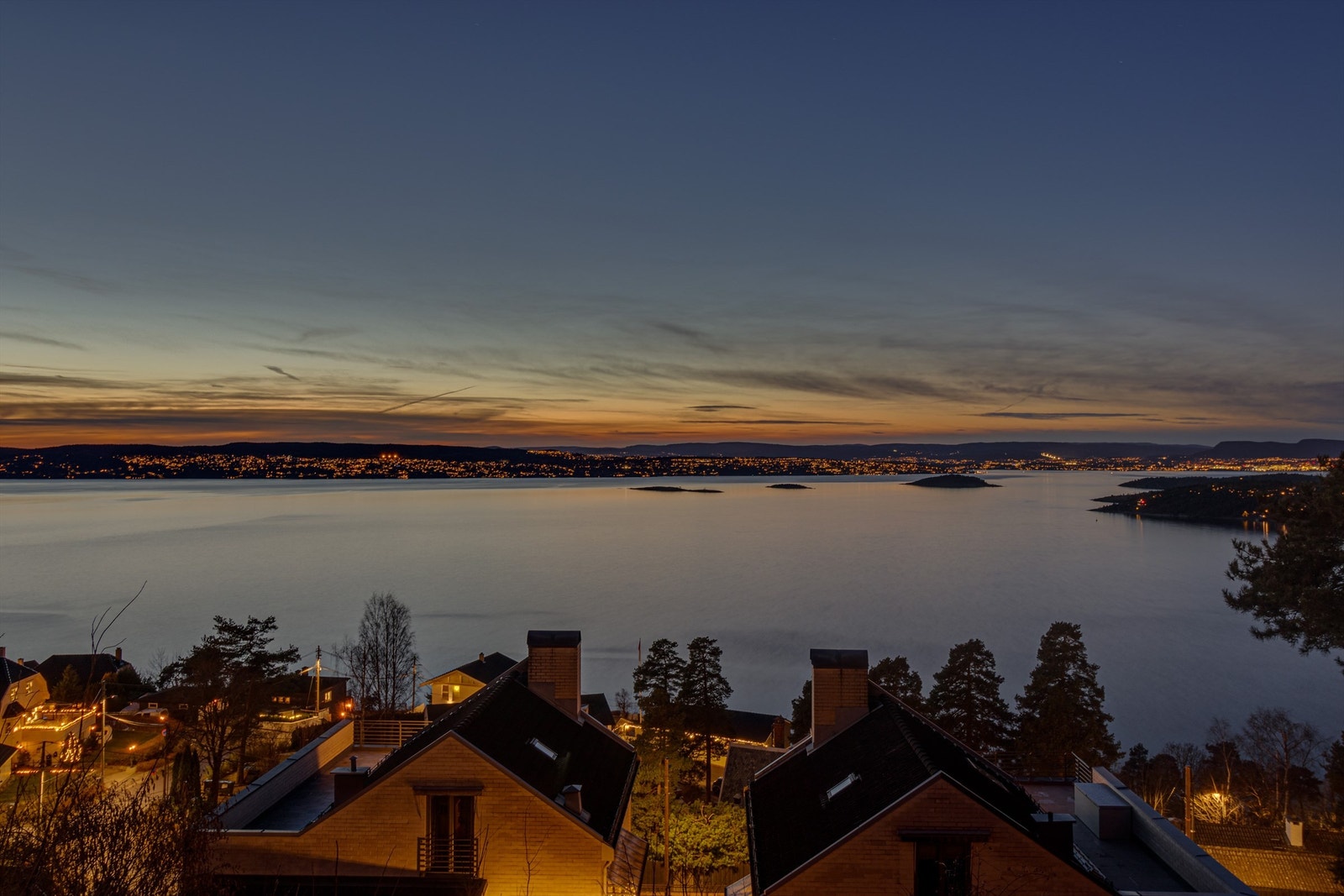 Panoramautsikt - kveldstid. Galleribilde